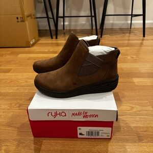 Ryka Brown Ankle Boots Size 9.5M